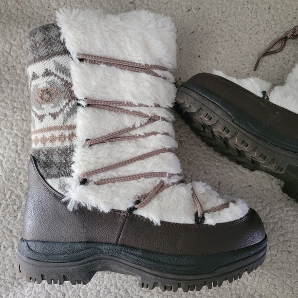 Muk Luks | Massak Snow Boots | Size 9 | EUC! - Picture 3 of 8